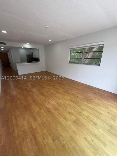 12105 NE 11th Pl 306, North Miami FL - photo 6 of 12