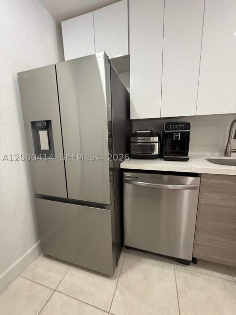 12105 NE 11th Pl 306, North Miami FL - photo 9 of 12