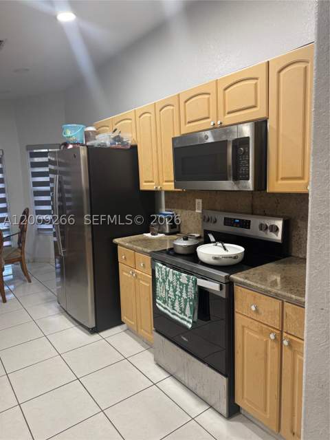 8748 NW 143rd Ter, Miami Lakes FL - photo 14 of 30