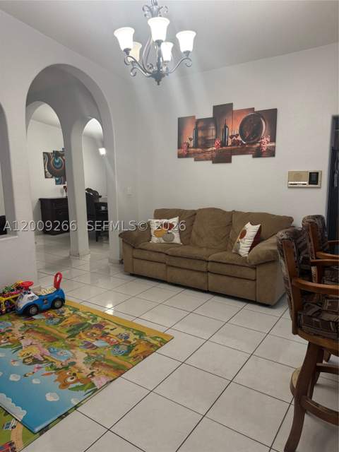 8748 NW 143rd Ter, Miami Lakes FL - photo 16 of 30