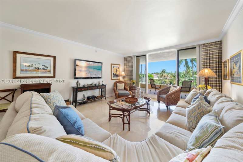 3 bedroom Condominium at 791 Crandon Blvd 404, Ocean Tower Two Condo, Key Biscayne — photo 1