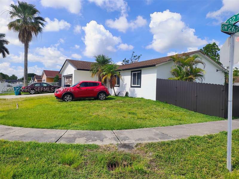 3 bedroom SingleFamilyResidence at 26200 SW 132nd Pl, Meadow Wood Manor Sec 7, Homestead — photo 5