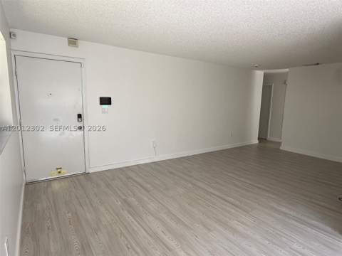 6850 NW 173rd Dr 109, Hialeah FL - photo 6 of 12