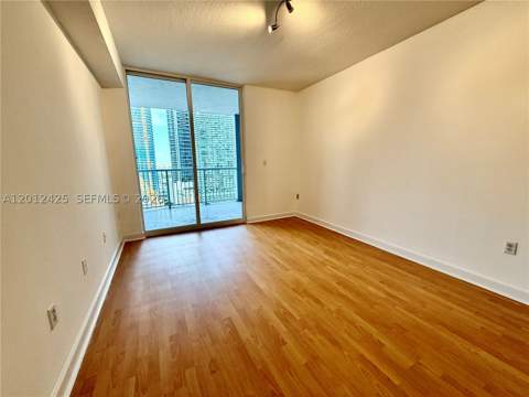 170 SE 14th St 2906, Miami FL - photo 18 of 33