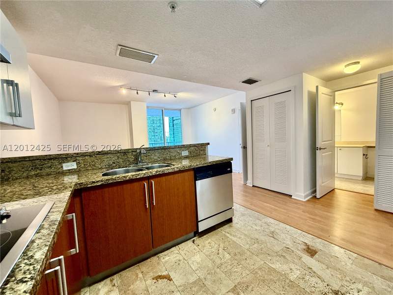 1 bedroom Condominium at 170 SE 14th St 2906, The Sail Condo, Miami — photo 4