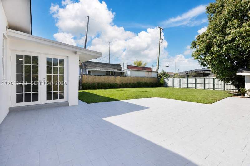 4 bedroom SingleFamilyResidence at 395 W 39th Pl, Plat Of Anacris, Hialeah — photo 5