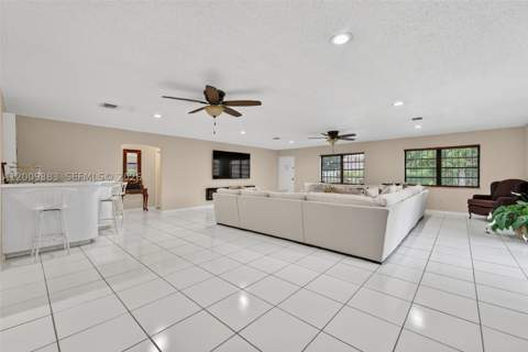 2450 NW 108th St, Miami FL - photo 21 of 36