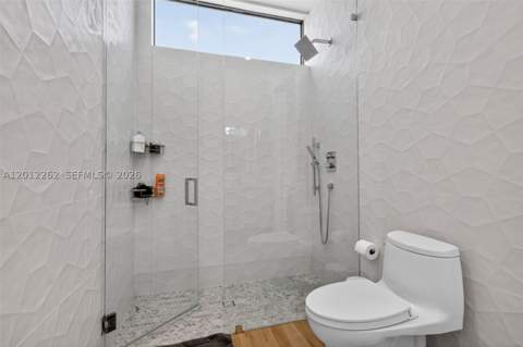 1830 NE 193rd St, Miami FL - photo 11 of 38
