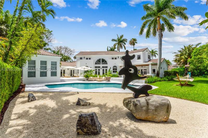 7 bedroom SingleFamilyResidence at 8763 SW 61st Pl, Pinecrest Gardens, Pinecrest — photo 3