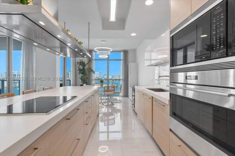 17301 Biscayne Blvd 1010, North Miami Beach FL - photo 12 of 23