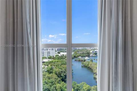 17301 Biscayne Blvd 1010, North Miami Beach FL - photo 20 of 23