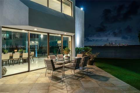 485 W Matheson Dr, Key Biscayne FL - photo 19 of 82