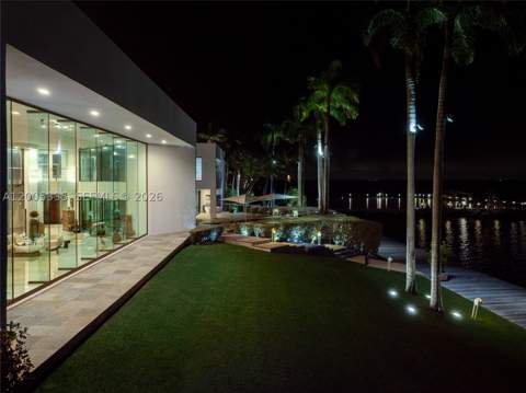 485 W Matheson Dr, Key Biscayne FL - photo 22 of 82