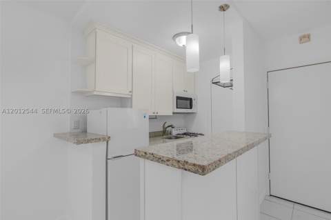 6330 SW 79th St 2, South Miami FL - photo 10 of 29