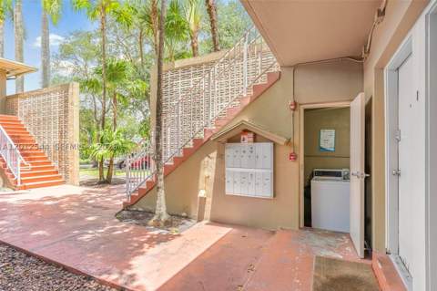 6330 SW 79th St 2, South Miami FL - photo 23 of 29