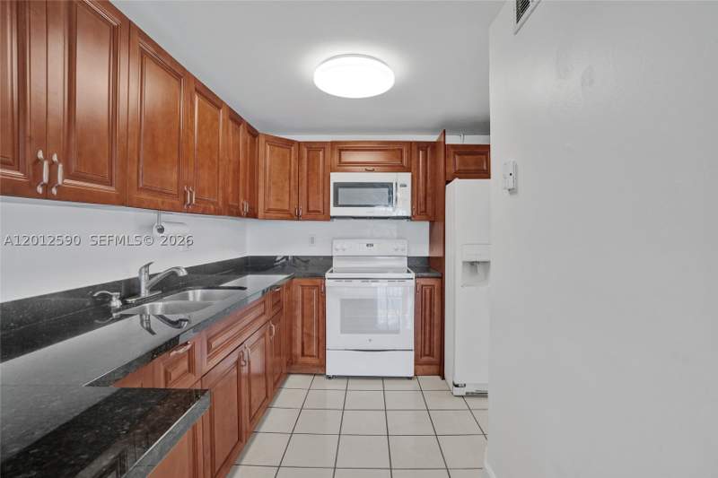 2 bedroom Condominium at 14250 SW 62nd St 408, Cypress Club Of Kendale C, Miami — photo 2