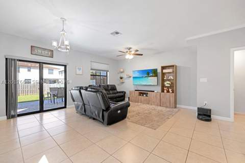 25378 SW 108th Ave, Homestead FL - photo 12 of 39