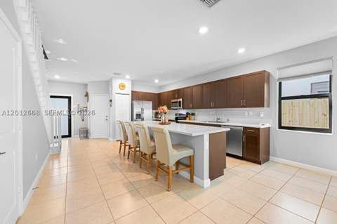 25378 SW 108th Ave, Homestead FL - photo 7 of 39