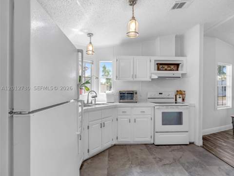 19800 SW 180th Ave #80, Miami FL - photo 24 of 58