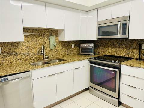 19101 NE 36th Ct 2509, Aventura FL - photo 10 of 30