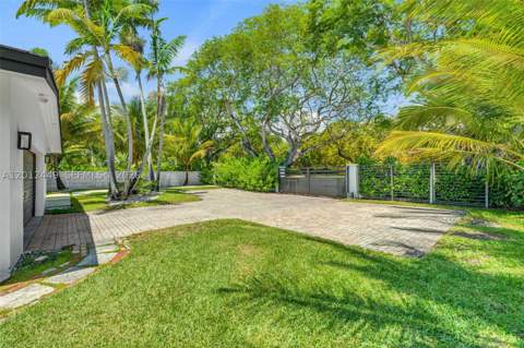 6200 SW 118th St, Pinecrest FL - photo 8 of 70