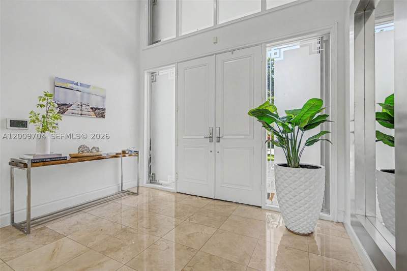 5 bedroom SingleFamilyResidence at 6721 SW 140th St, Shear Groves South, Palmetto Bay — photo 3
