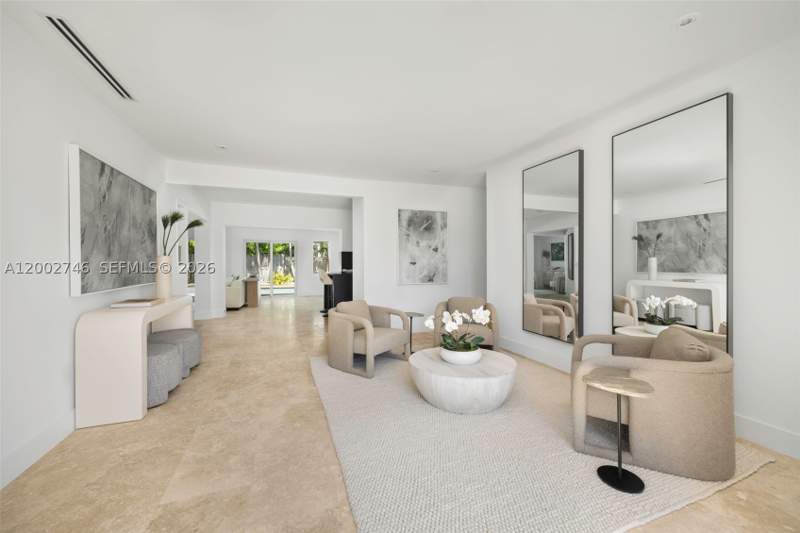 4 bedroom SingleFamilyResidence at 255 Ridgewood Rd, Tropical Isle Homes Sub 4, Key Biscayne — photo 3