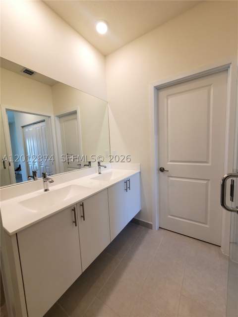4278 NW 82nd Ave 4278, Doral FL - photo 23 of 58
