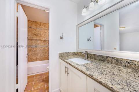 1007 NW 106th Ave Cir, Miami FL - photo 21 of 29