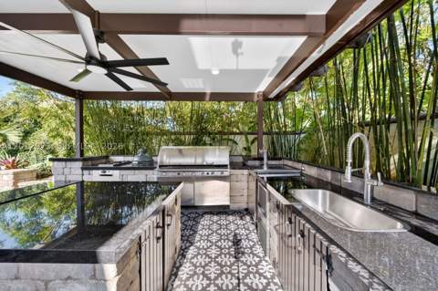 10570 SW 56th Ter, Miami FL - photo 14 of 60
