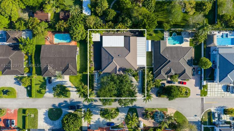 4 bedroom SingleFamilyResidence at 10570 SW 56th Ter, Datorre Sub, Miami — photo 5