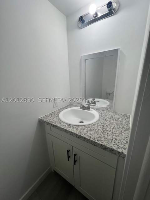1560 NE 151st St 102, Miami FL - photo 9 of 11