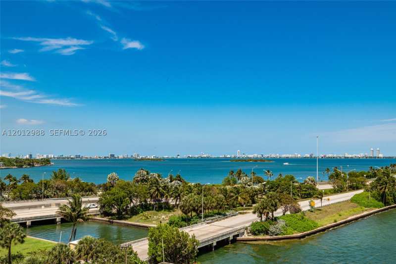 2 bedroom Condominium at 600 NE 36th St 706, Charter Club Condo, Miami — photo 1