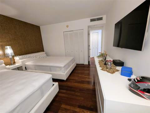 5600 Collins Ave 9E, Miami Beach FL - photo 20 of 68