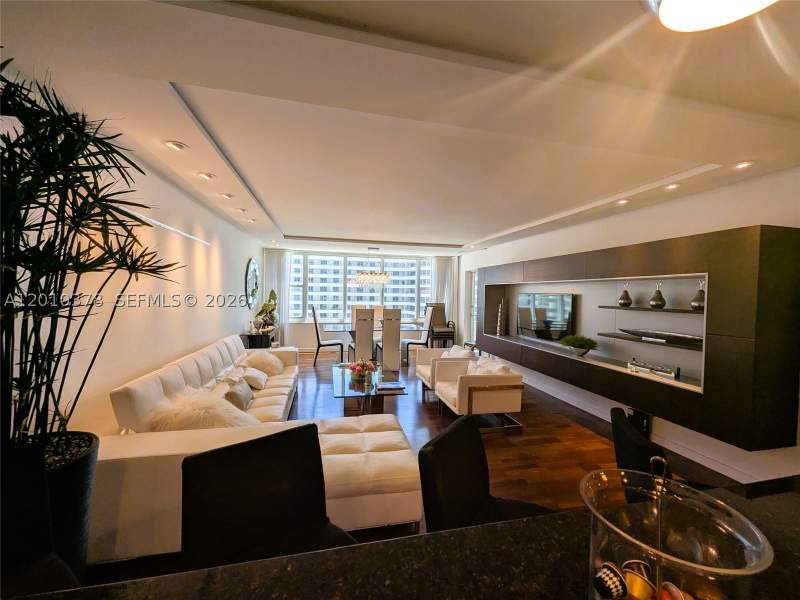 2 bedroom Condominium at 5600 Collins Ave 9E, 5600 Condo, Miami Beach — photo 5