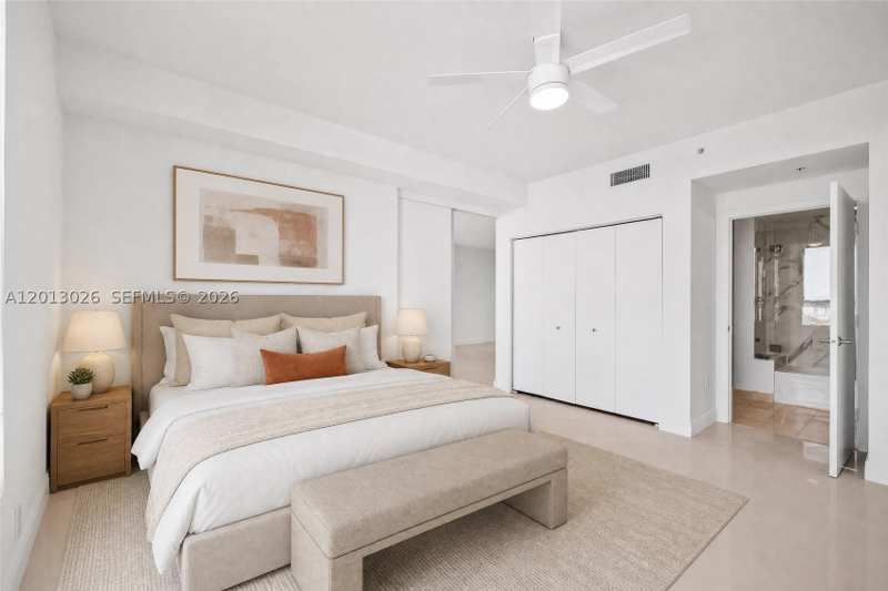 1 bedroom Condominium at 90 SW 3rd St 1608, Ivy Condo, Miami — photo 1