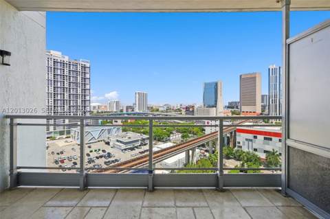 90 SW 3rd St 1608, Miami FL - photo 15 of 40