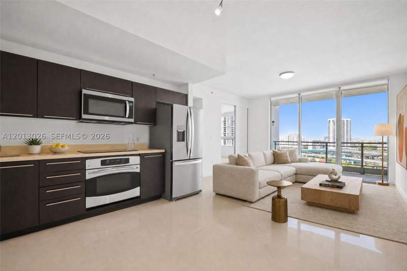 1 bedroom Condominium at 90 SW 3rd St 1608, Ivy Condo, Miami — photo 2