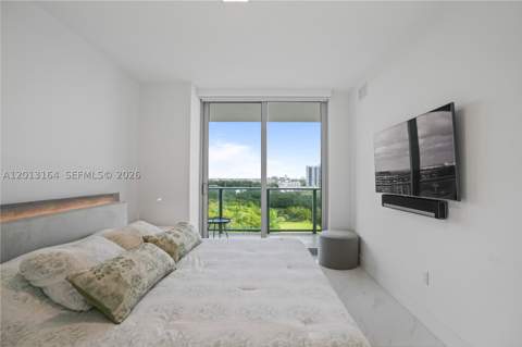 16385 Biscayne Blvd 1402, North Miami Beach FL - photo 12 of 30