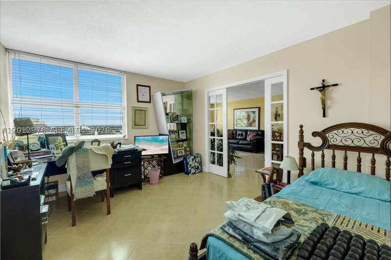 3 bedroom Condominium at 9125 SW 77th Ave 802, Summit Tower I Of Dadelan, Miami — photo 4
