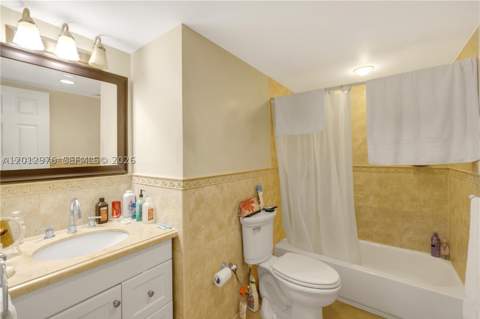9125 SW 77th Ave 802, Miami FL - photo 8 of 9