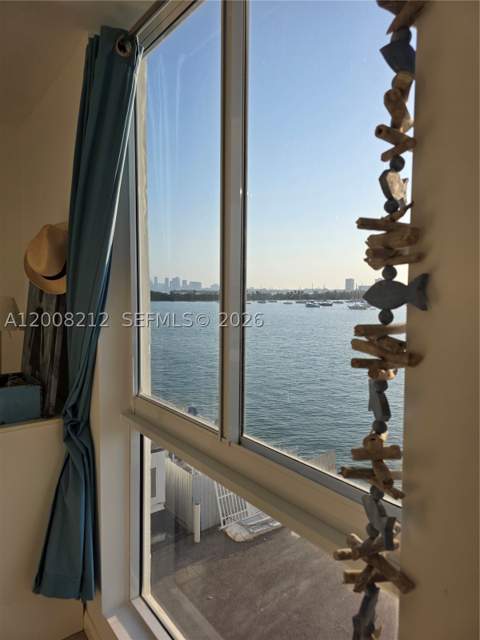 7928 West Dr 307, North Bay Village FL - photo 13 of 32