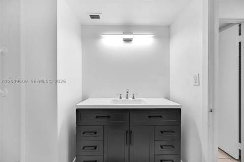 2780 NE 183rd St 115, Aventura FL - photo 19 of 47