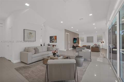 7509 NW 99th Ave, Doral FL - photo 14 of 80