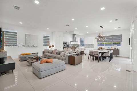 7509 NW 99th Ave, Doral FL - photo 6 of 80