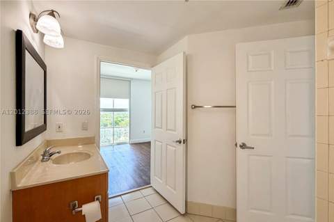 2600 SW 27th Ave 902, Miami FL - photo 8 of 16