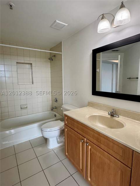 2600 SW 27th Ave 902, Miami FL - photo 9 of 16