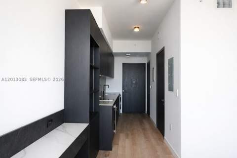 20 NE 11 st 3403B, Miami FL - photo 8 of 25