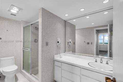 200 Ocean Lane Dr 407, Key Biscayne FL - photo 18 of 40