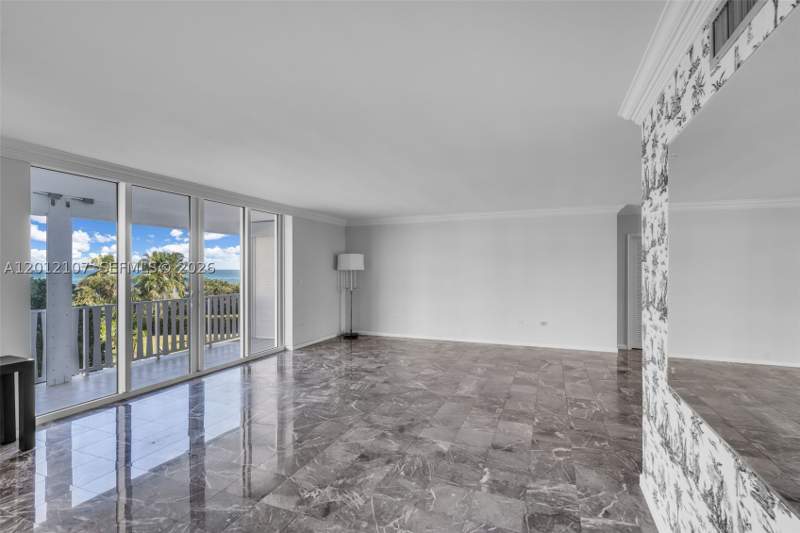 2 bedroom StockCooperative at 200 Ocean Lane Dr 407, Island House Apt Inc - Co, Key Biscayne — photo 5